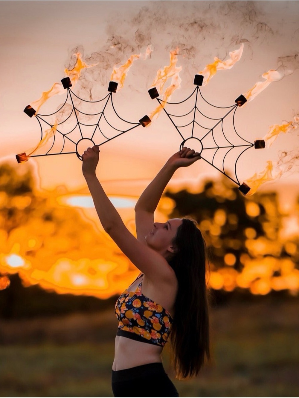 BNWOT 🔥 Fire Fans for Fire Dancing, Festival, Rave or Belly dancing baddies